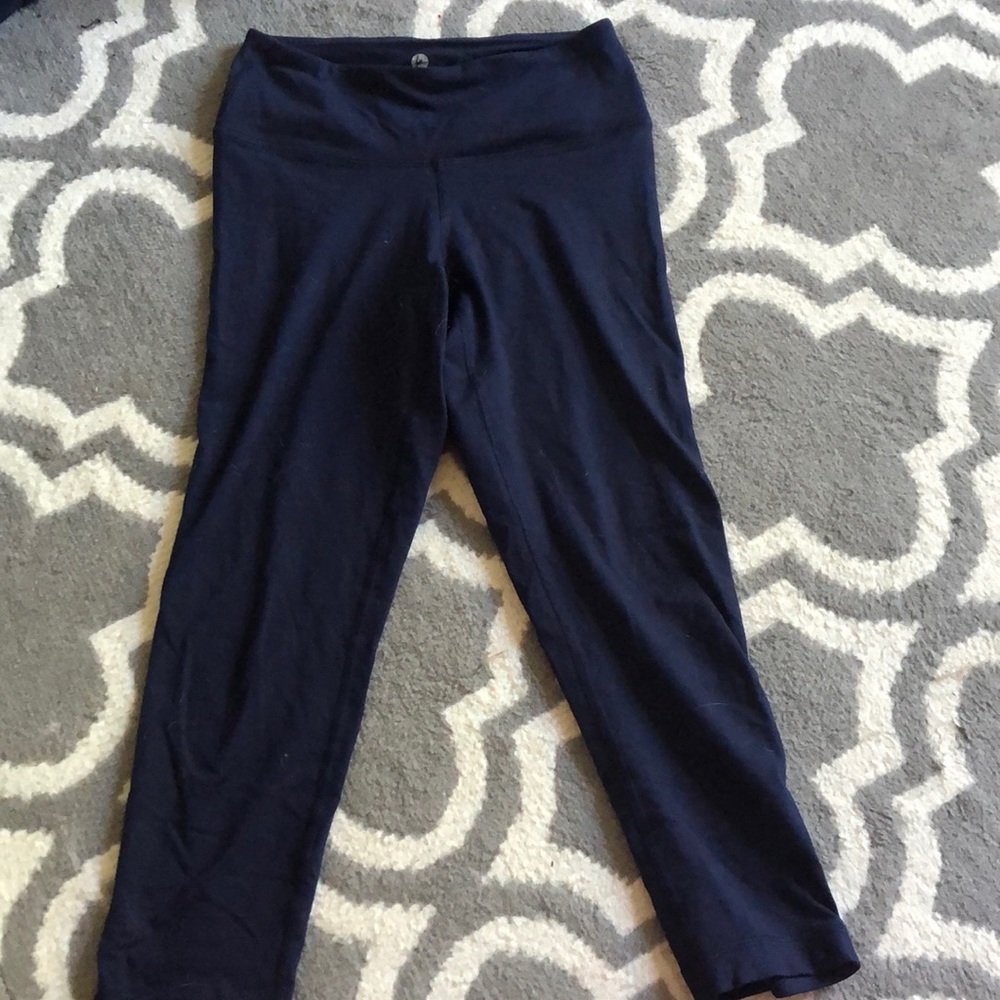 90 degree Capri leggings